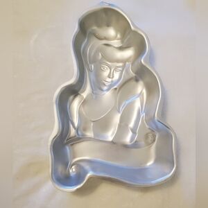 Wilton Cinderella Princess Shaped Cake Pan